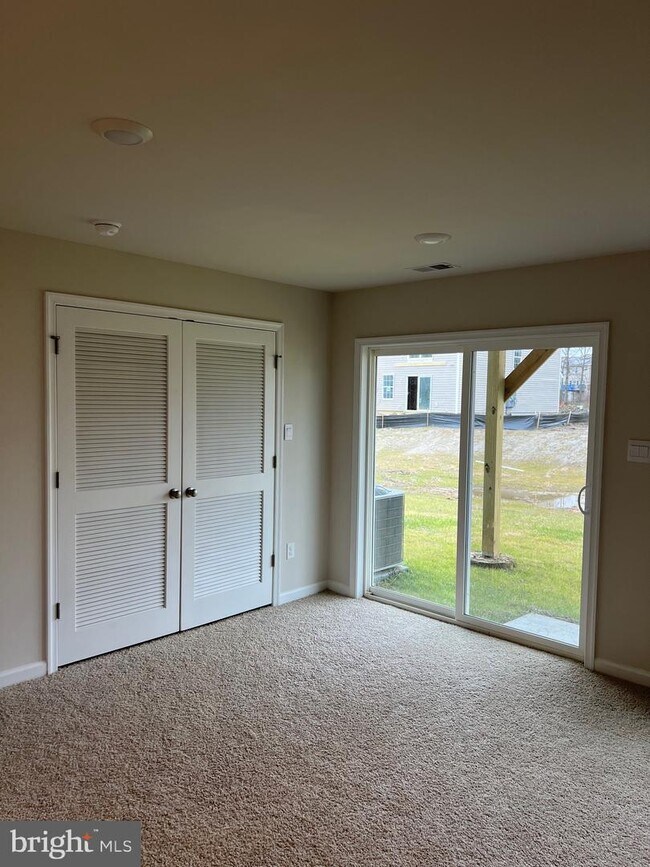 Photo - 9 Foundry Blvd