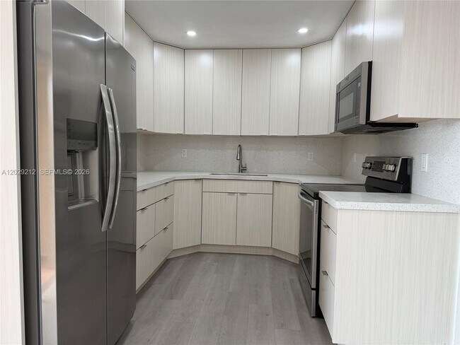 Photo - 3021 W 76th St Unit C-201