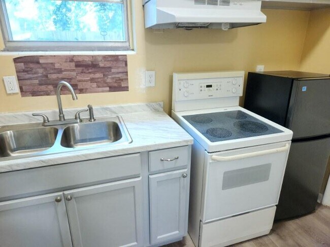 Photo - La Kaye Unit 3