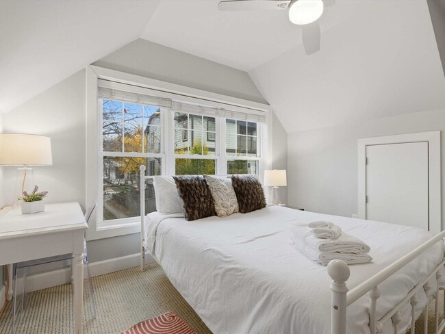 912 N Highland St Unit SI ID1633308P
