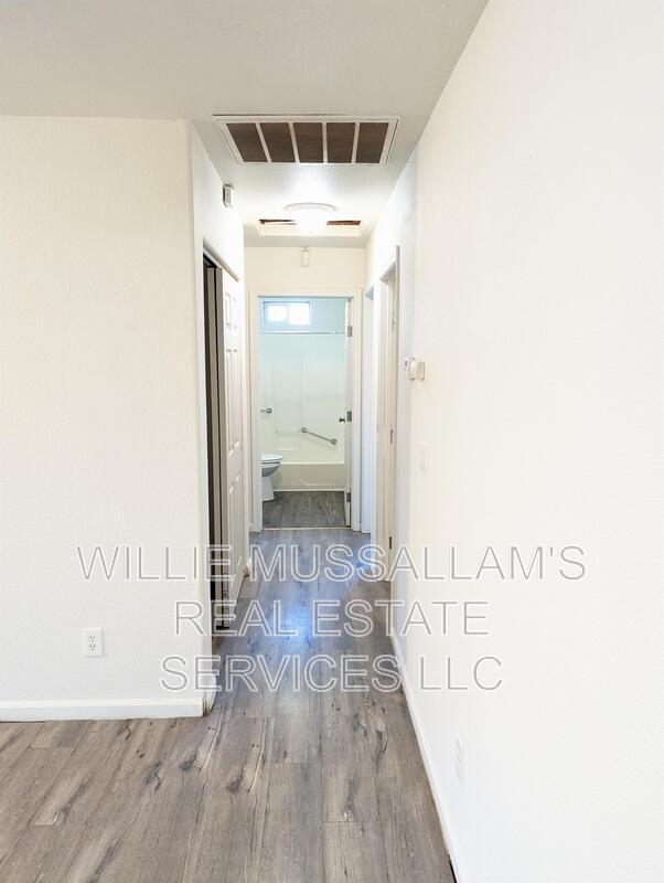 Photo - 801 Kerr Ave