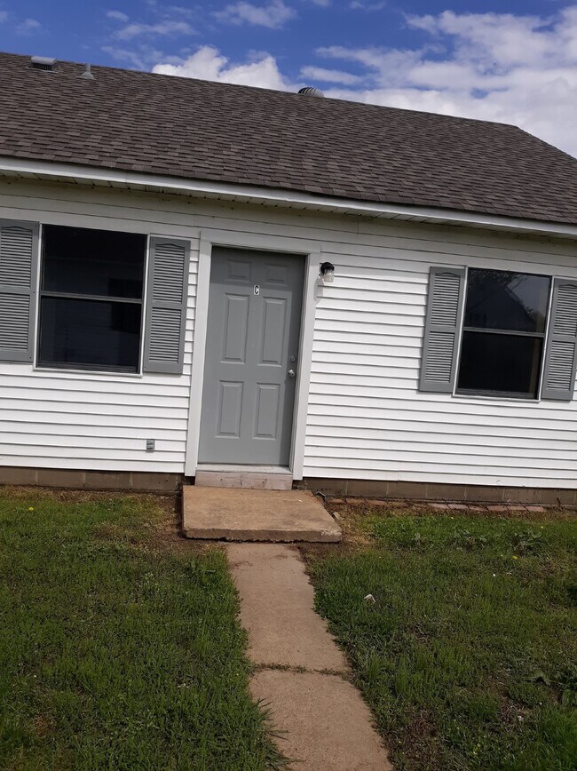 Photo - "Charming 2 Bedroom Apartment in Bono, AR with Spacious Layout and Convenient Location!" Unit Apt C