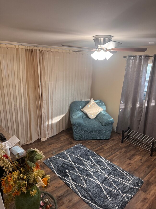 Photo - 130 N 20th St Unit Comfy 1 Bedroom Apartment