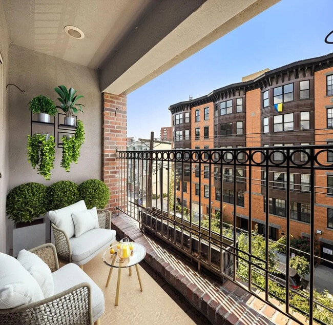 Photo - 77 Jefferson St Unit 5