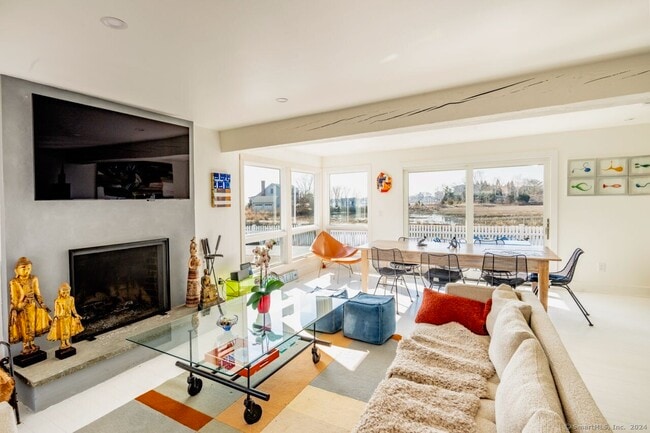 Photo - 36 Spriteview Ave