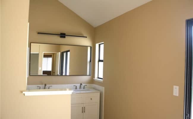 Photo - 23418 Pomita Pl