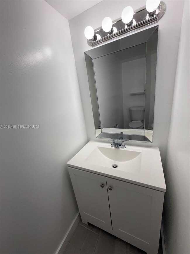 Northeast 18th Avenue, Homestead, FL 33033 - 2 BR 1.5 BA townhouse