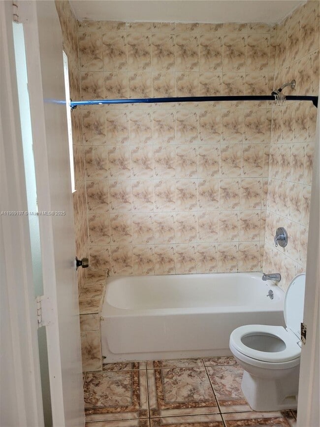 Photo - 14815 NE 8th Ct Unit 1