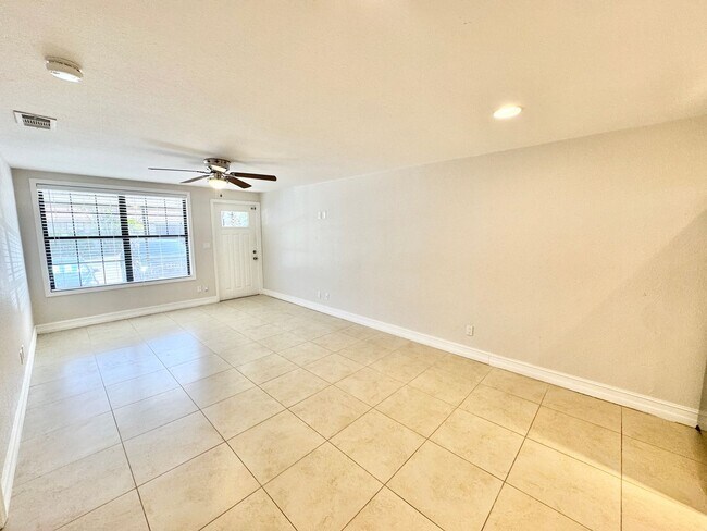 Photo - ** TREETOPS OF NAPLES ** 1 BED / 1 BATH - CONDO - SOUTH NAPLES - ANNUAL RENTAL