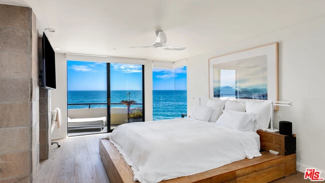 Photo - 25252 Malibu Rd