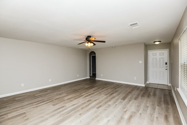 Photo - 4729 Cedar Springs Dr