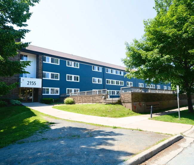 Building Photo - Quinpool Court