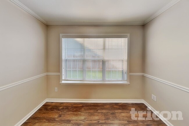 Photo - 108 Sagamore Ln
