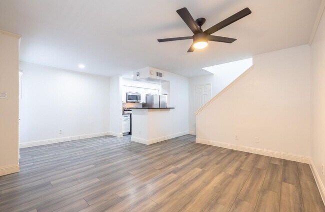 Building Photo - 14600 Fonmeadow Dr