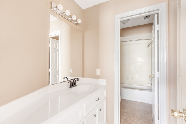 Photo - 16222 Rutley Cir