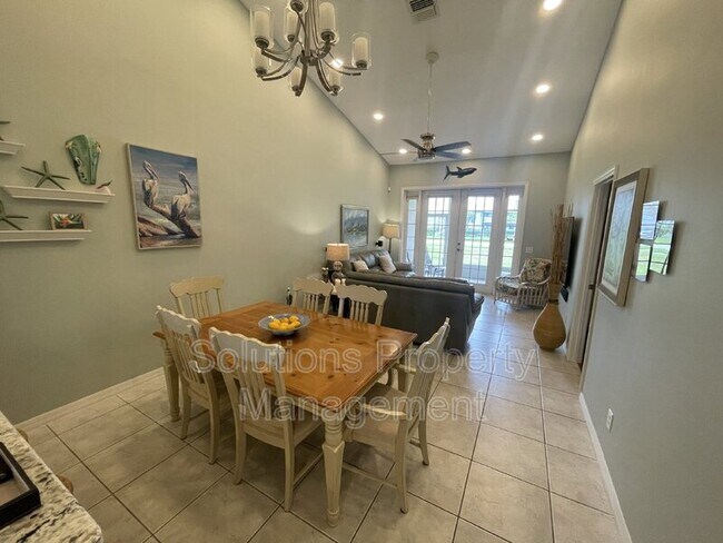 Photo - 250 St Lucie Ln Unit 14