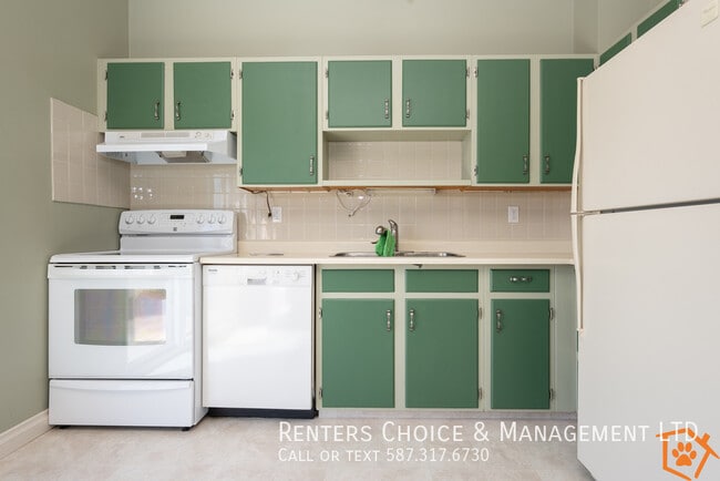 Photo - Pet Friendly Half Duplex Near Henderson Lake & Exhibition Park