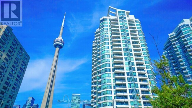 Photo - 230 Queens Quay W Unité 1726