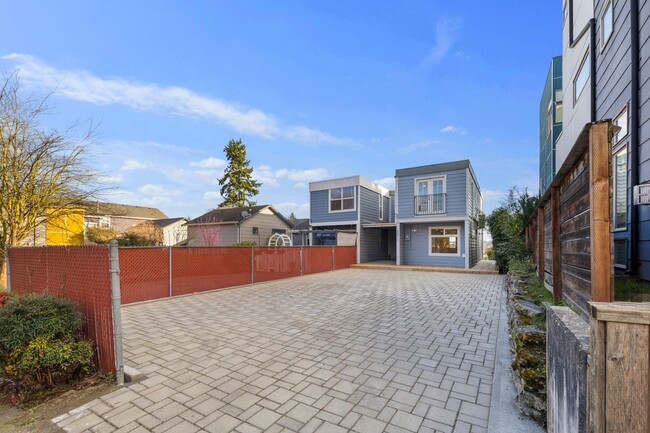 Photo - 2411 S Norman St