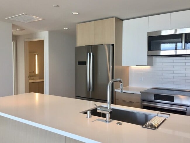Building Photo - Kakaako: Ae'o - 2 Bed, 2 Bath Condo with 1... Unit 2615