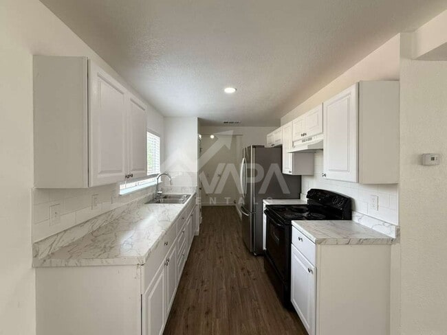 Photo - 3713 Candlebluff Dr