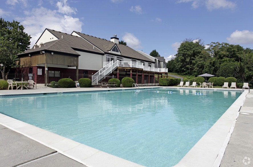 Pool and Office