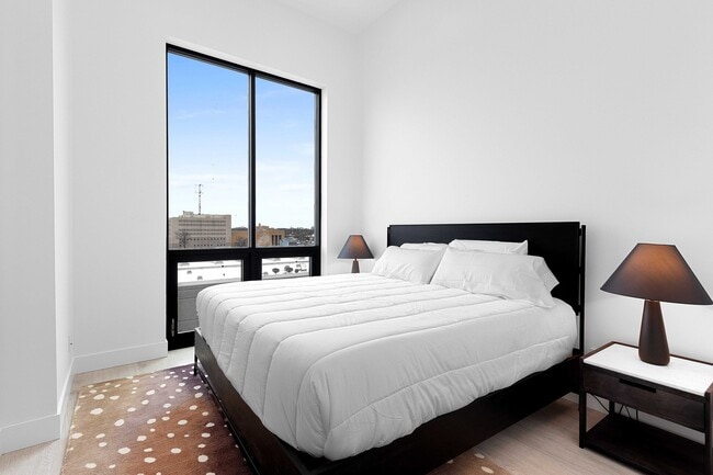 Photo - Park Central