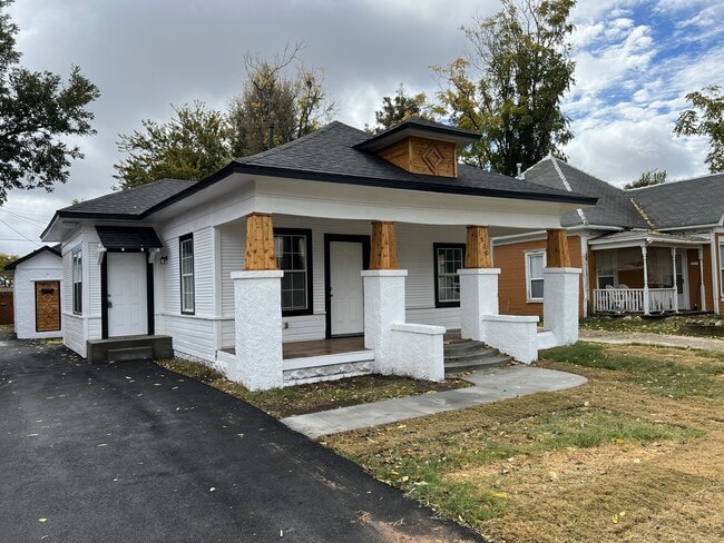 Photo - 1820 NW 7th St