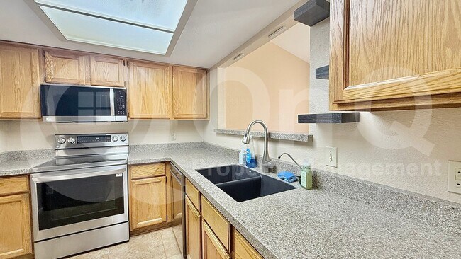 Photo - 9106 N 68th Ave