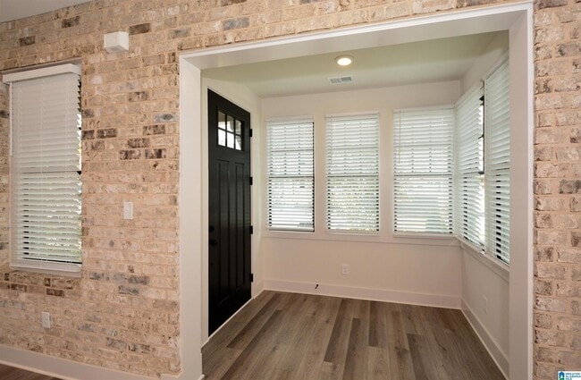 Photo - 1107 Windsor Sq