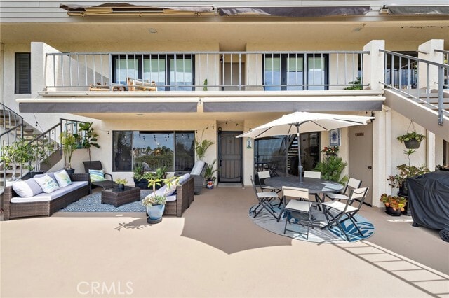 320 Encino Ln Unit 2
