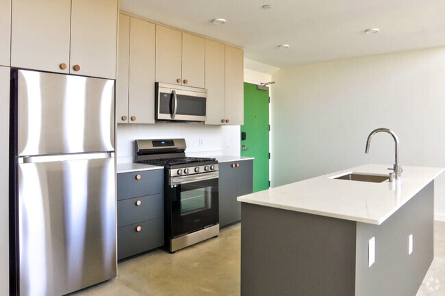 Penthouse with Kitchen Islands - The Jagger Rental