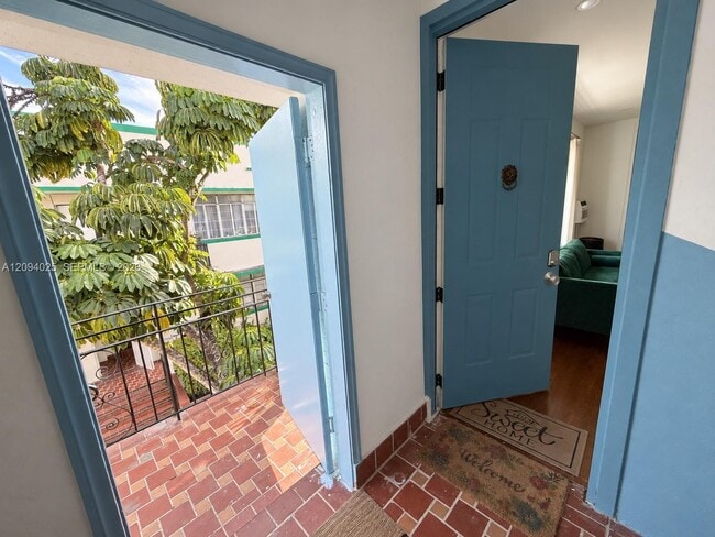 762 Lenox Ave. Unit 3