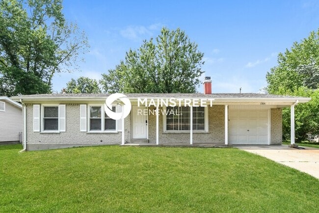 Building Photo - 3 Bedroom Pet-Friendly Home in St. Louis, MO with Main Street Renewal