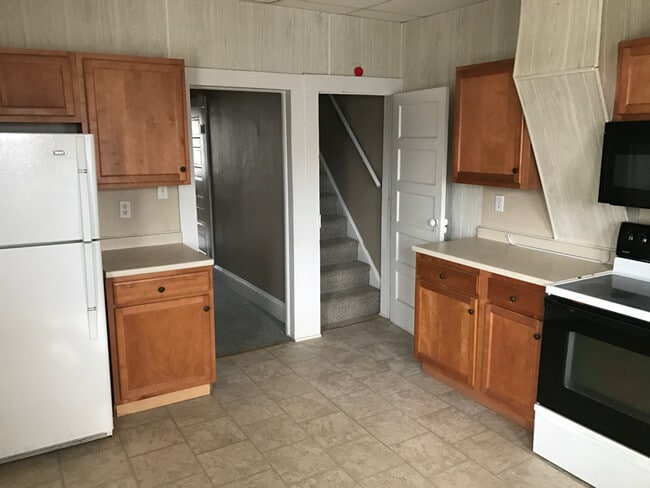 Photo - 130 Mooney St