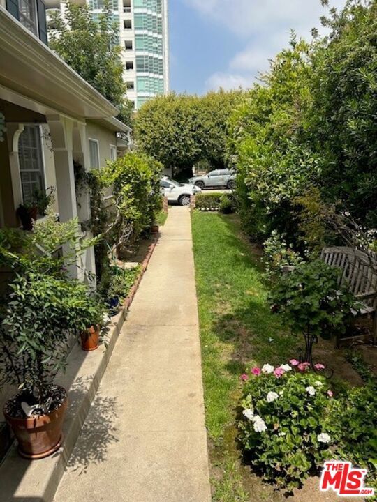 Photo - 10364 Ashton Ave