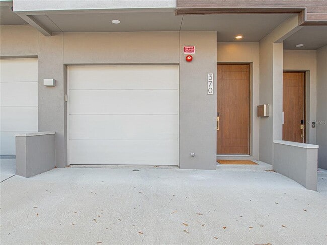 Photo - 370 6th St S