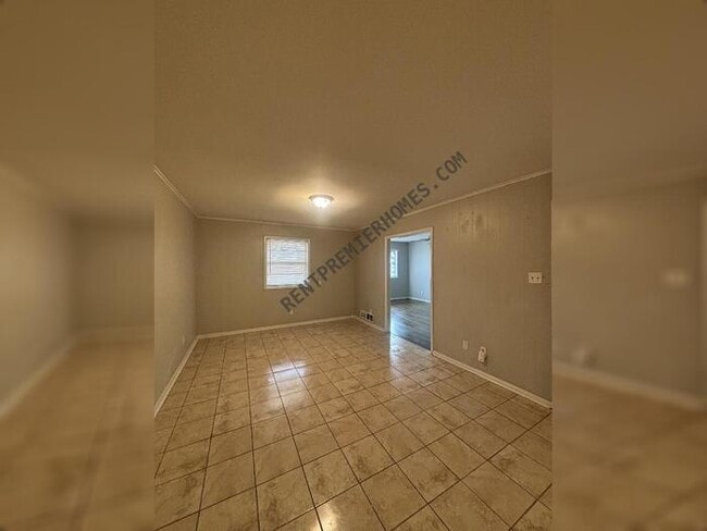 Photo - 6816 W 32nd St