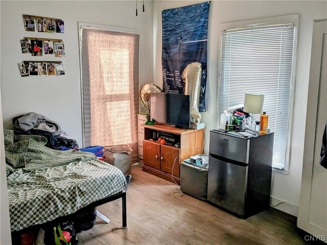 Photo - 77 Lincoln Ave