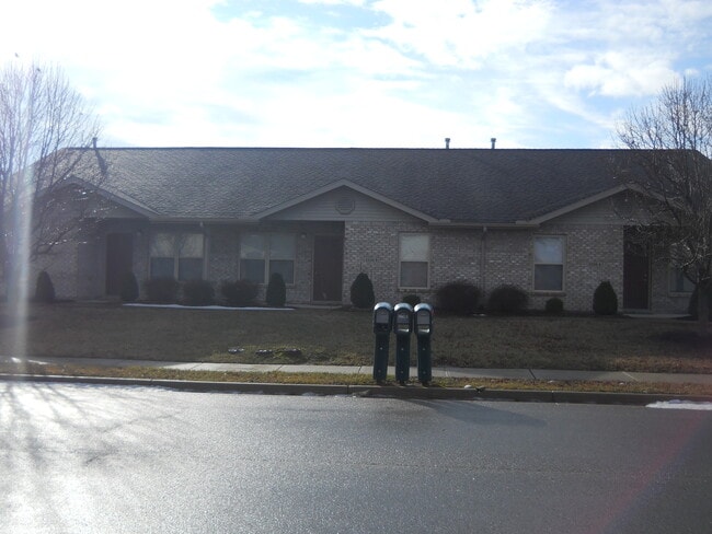 Photo - 2270 Shamrock Ln Apartment Unit 2270-B Shamrock Ln.