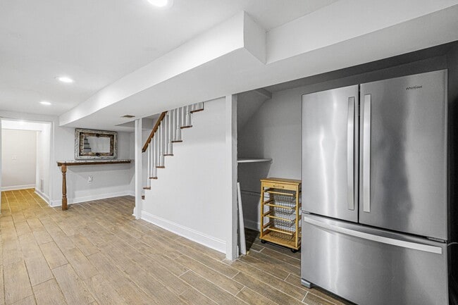 Photo - 3158 Westover Dr SE