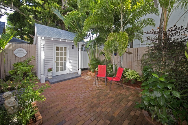 Photo - Furnished Studio in Old Town