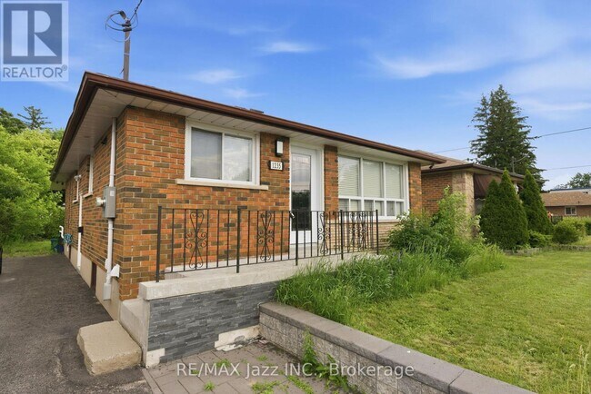 Photo - 1235 Somerville St