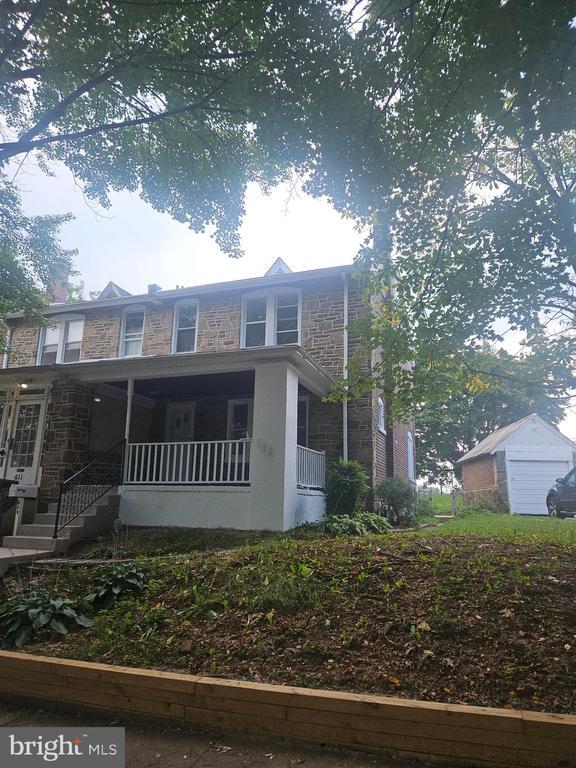 Building Photo - 609 Harrington St Rental
