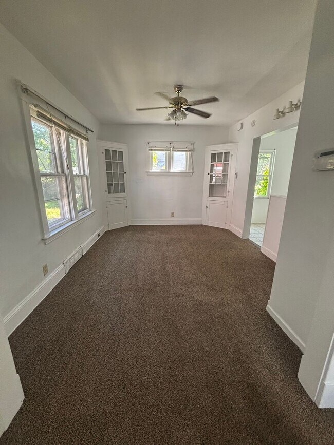 Photo - 3bd Single Cash Pay