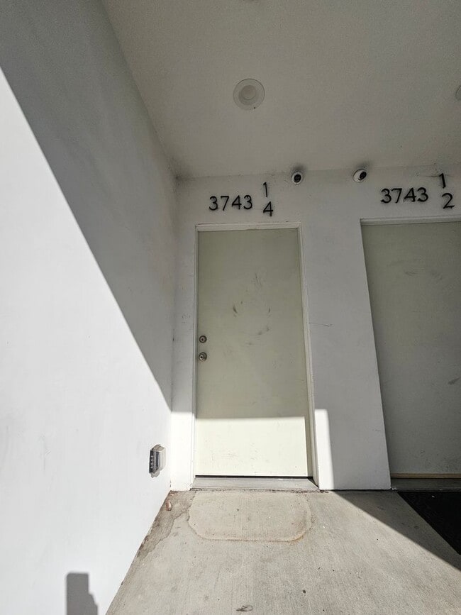 Photo - LANFRANCO(3743) Unidad LANFRANCO(3743 1/4)