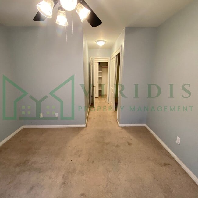 Photo - 7004 Frog Meadow St