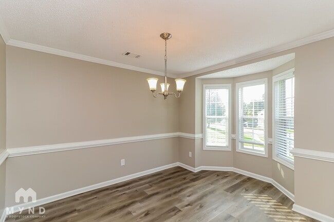 Photo - 203 Peachtree Glen Dr