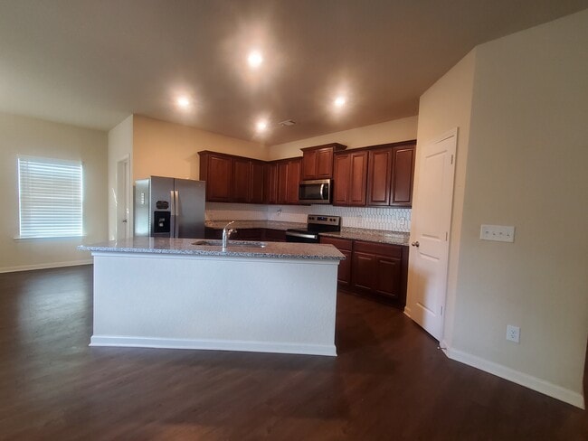 Photo - 157 Innis Brk Cir