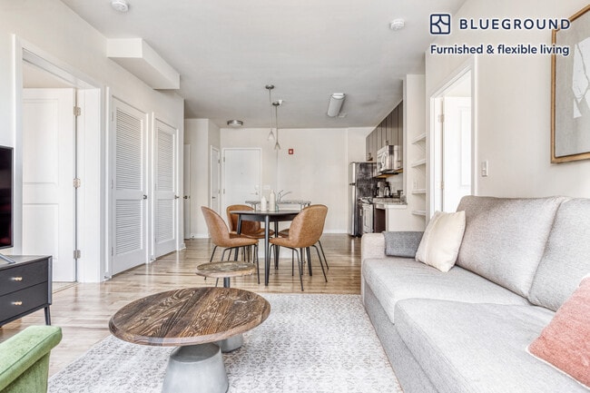 Photo - 360 H St NE Unidad FL3-ID416